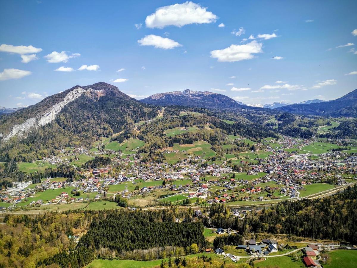 Jonas Deluxe Apartment Panoramablick Bad Goisern Bagian luar foto